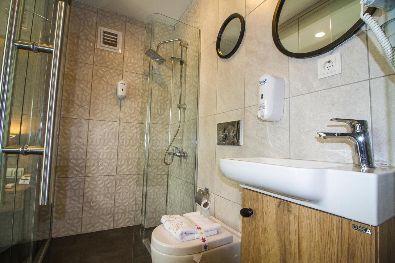 Nostalji Hotel Istanbul Bagian luar foto