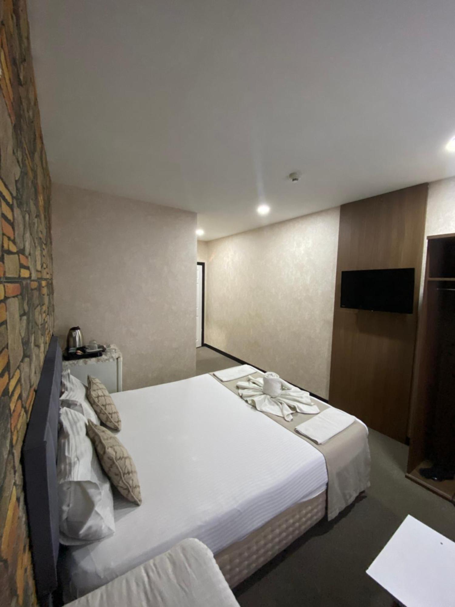 Nostalji Hotel Istanbul Bagian luar foto